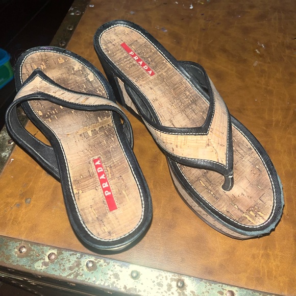 Prada wedged heels - Picture 1 of 3